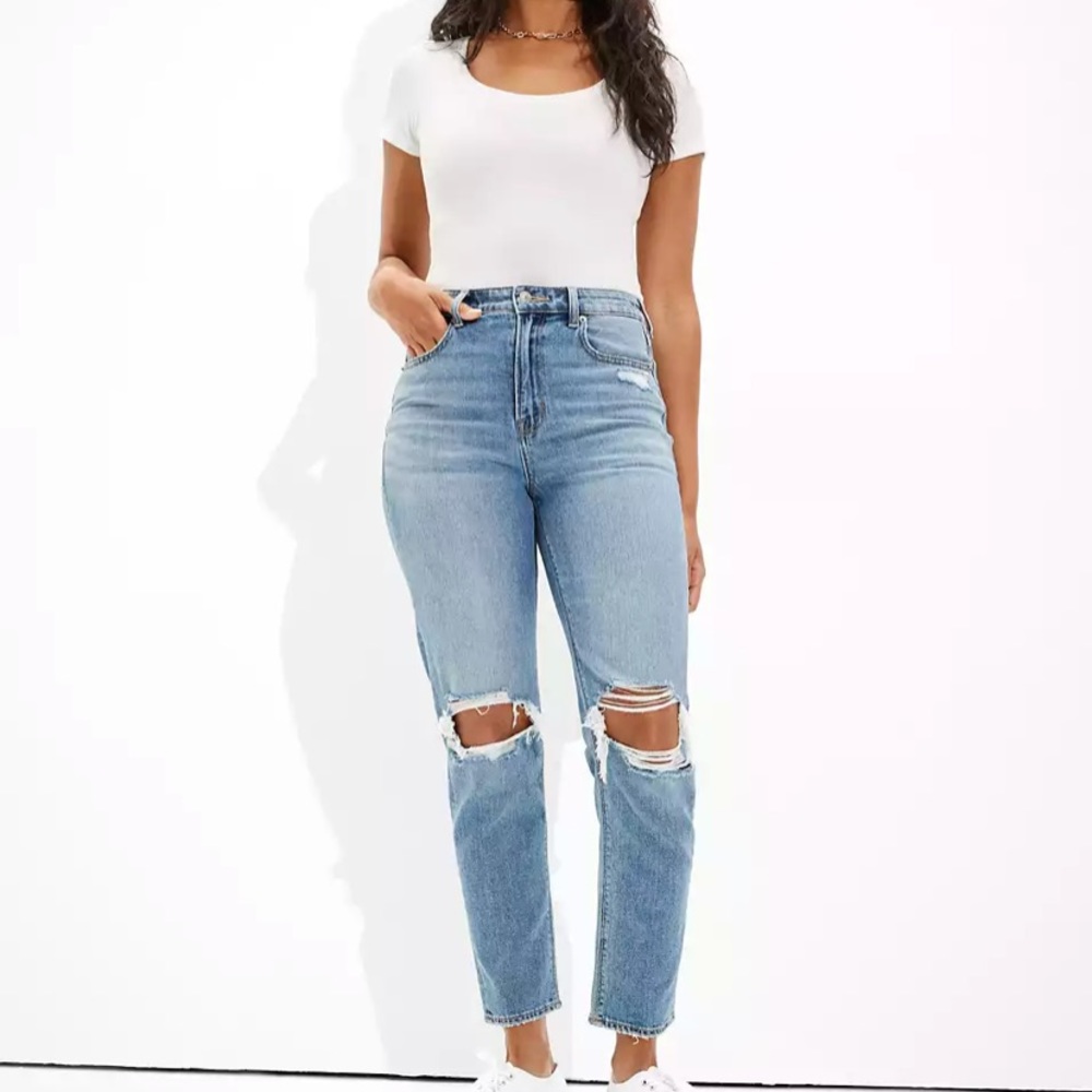 American Eagle Ripped Mom Jeans